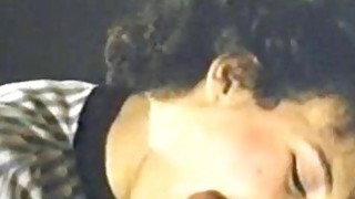 80多斤骚妻顶级美腿！翘起屁股求操！打开门楼道后入 开档内裤骑乘自慰，高潮狂喷淫水太骚